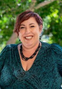 headshot-jennifer-scales
